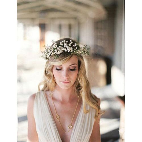 Как подобрать прическу к свадебному платью. Выбираем прическу под платье