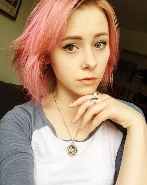 Пряди на волосах оттенка розового блонда. Пастельный розовый цвет волос 03 Пряди на волосах оттенка розового блонда. Пастельный розовый цвет волос 03