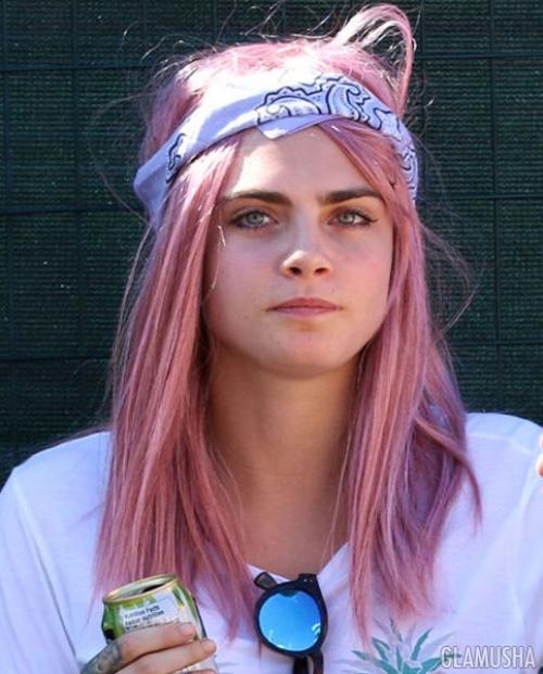 Звезды призывают окрасить волосы в розовый. 16 знаменитостей с розовыми волосами. Попробуйте и вы!