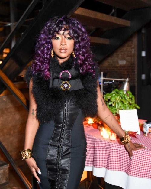 Краска для волос баклажан. Цвет волос баклажан: кому он действительно идет