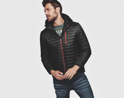 Стеганый пуховик