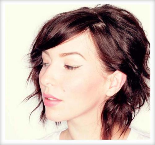 Простые прически на средние волосы. Быстрые и простые прически на средние волосы 19