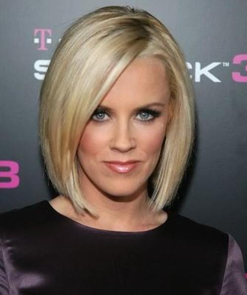 Какие прически можно сделать на волосах с прямыми стрижками. 15 женских стрижек на прямые волосы, модных в этом сезоне