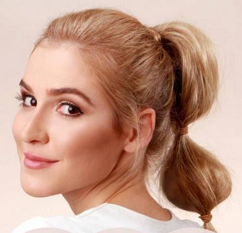 Прически на средние волосы дома. Повседневные прически для средней длины волос своими руками