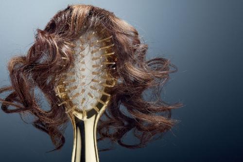 Выпадение волос у женщин, как симптом болезни. Распространенность 03