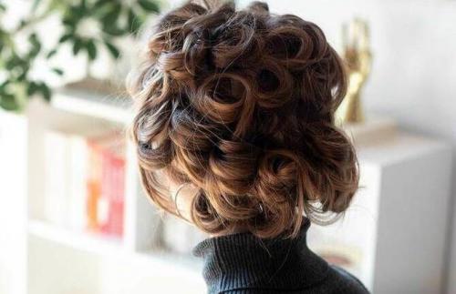 Как сделать укладку устойчивой и долговечной. Укладка волос дома: как продлить жизнь прическе