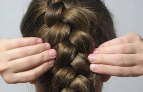 Косички на средние волосы пошагово. Плетение косичек на средние волосы