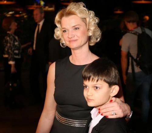 Плохо пахнущие знаменитости. 8 голливудских звезд, которые неприятно пахнут 08