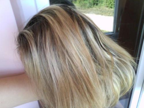 Как делать прикорневое мелирование. Мелирование на отросшие корни – фото, отзывы, цены, плюсы и минусы