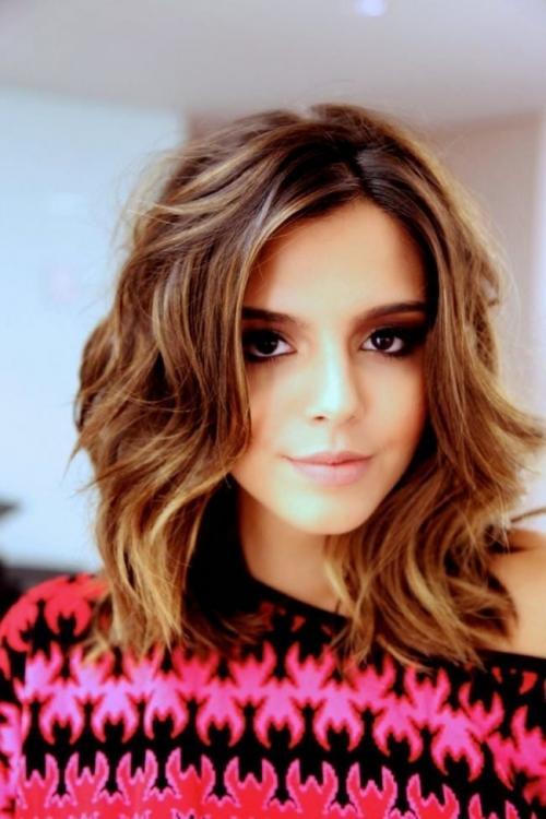 Модные стрижки каре с челкой на короткие и средние волосы. Топ 20 самых модных стрижек боб-каре в 2021 10 Модные стрижки каре с челкой на короткие и средние волосы. Топ 20 самых модных стрижек боб-каре в 2021 10