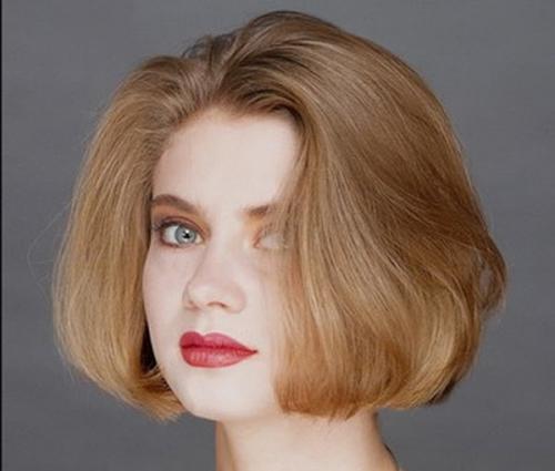 Варианты стрижки каре на короткие и средние волосы без челки. Короткое и удлиненное каре без челки – разновидности на средние, короткие и длинные волосы, красивые фото стрижки спереди и сзади 07 Варианты стрижки каре на короткие и средние волосы без челки. Короткое и удлиненное каре без челки – разновидности на средние, короткие и длинные волосы, красивые фото стрижки спереди и сзади 07