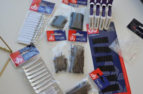 Какие инструменты и принадлежности нужны для причесок для девочек с средними волосами. Что нужно купить стилисту по причёскам?