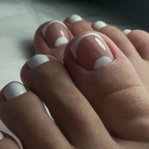 Какие прически можно сделать на домашнем маникюре