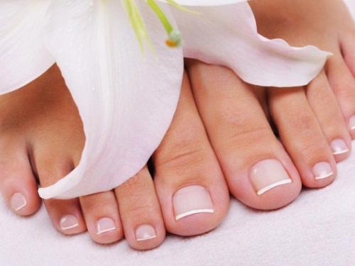 Какие прически можно сделать на домашнем маникюре