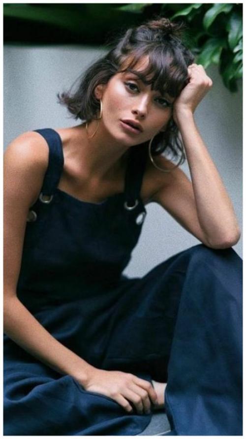 Какие причёски можно сделать на средние волосы жидкие для особых случаев. Самое главное — удачная стрижка для тонких волос