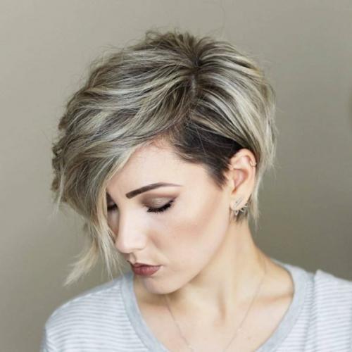 Короткая стрижка на волнистые волосы. Короткие стрижки на вьющиеся волосы