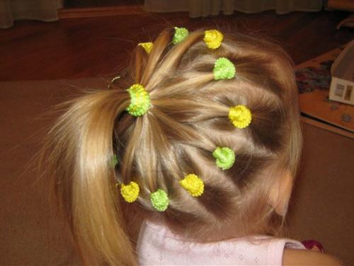 Прически девочкам своими руками пошагово. Красивые прически для девочек: 15 простых причесок