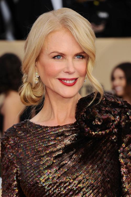 Кому нельзя краситься в блондинку.  Кому идет блонд по цветотипу