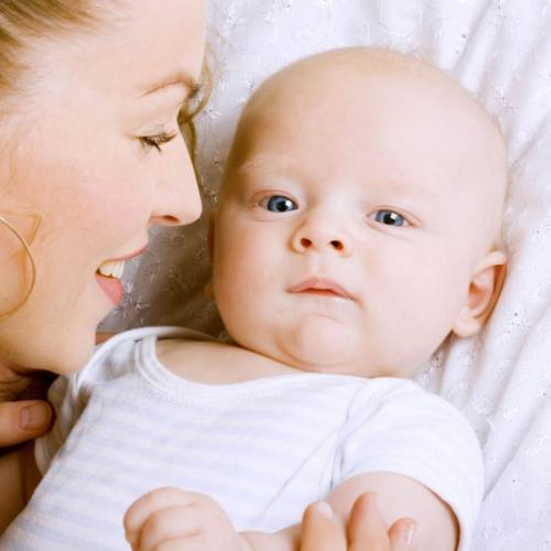 Почему детский шампунь с нейтральным pH важен для здоровья кожи головы ребенка 01 Почему детский шампунь с нейтральным pH важен для здоровья кожи головы ребенка 01