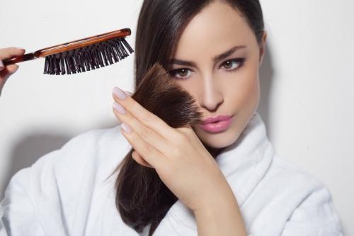 Секутся волосы по всей длине народные средства. Развенчиваем мифы – отчего секутся кончики волос?