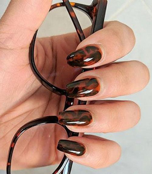 Как выбрать цвет маникюра. Как помочь клиенту определиться с выбором оттенка?