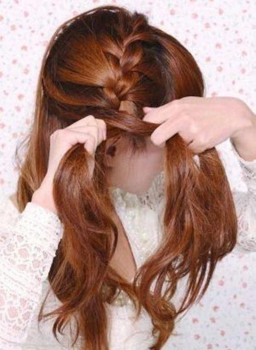 Как сделать косичку на бок более объемной. Плетение кос на бок