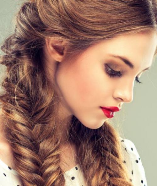 Какие варианты прически с двумя косами по бокам существуют. Как заплести две косы по бокам?