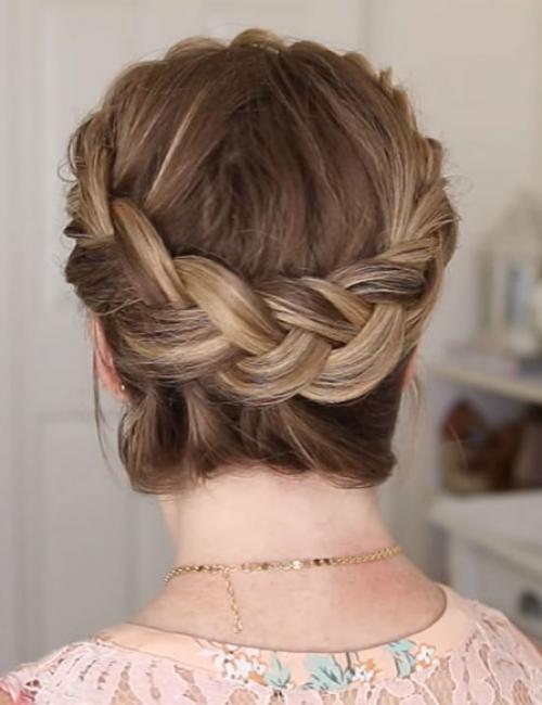 Стильная косичка по кругу: красивая причёска для девочек 12