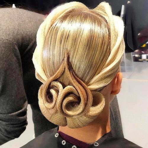 Какие современные тенденции в прическах для бальных танцев. Бальные прически: мастер-класс создания стильных и оригинальных моделей причёсок своими руками (95 фото и видео)