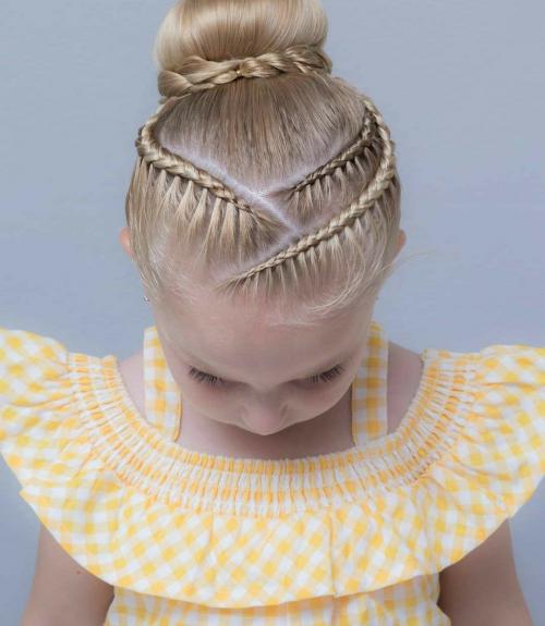 Красивые прически в школу для девочек 2022-2023. Прически для девочек в школу за 5 минут 06 Красивые прически в школу для девочек 2022-2023. Прически для девочек в школу за 5 минут 06