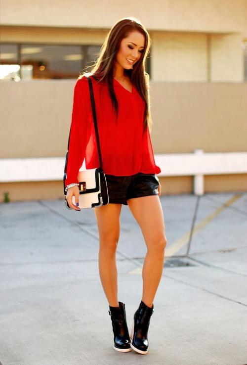 Как стильно сочетать красную женскую рубашку с другими предметами гардероба 05 Как стильно сочетать красную женскую рубашку с другими предметами гардероба 05