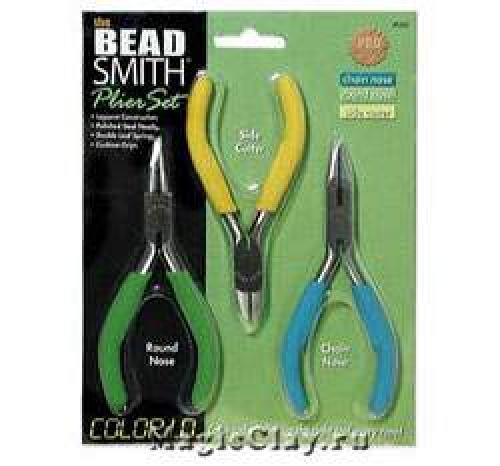 Две косички с пробором на бок: стильная и легкая прическа для каждой девушки 24