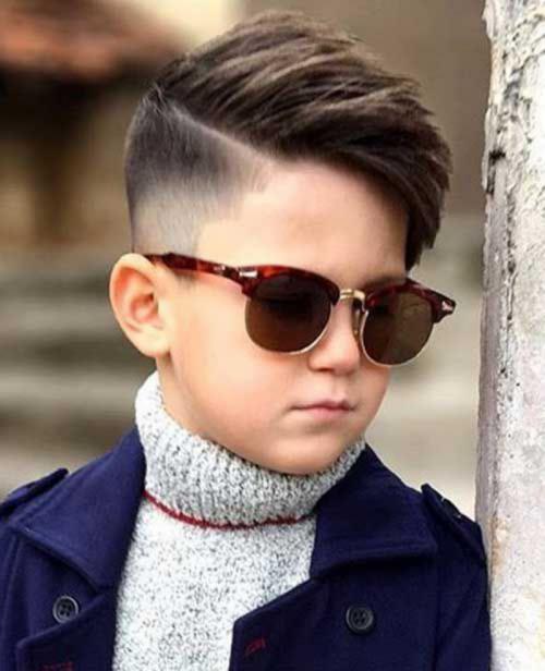 Первые стрижки для девочек годовалого возраста: когда и как стричь? 11