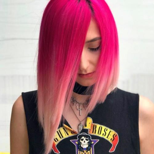 С какими тенденциями моды можно сочетать розовые пряди на русых волосах.