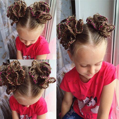 Длинные волосы прически на 1 сентября для первоклашек с бантами. Изумительные прически на 1 сентября: 20 вариантов с уроками