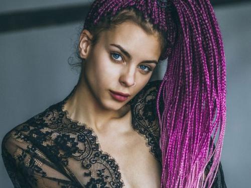 Красивые косички для девочек: идеи для каждого дня 11 Красивые косички для девочек: идеи для каждого дня 11