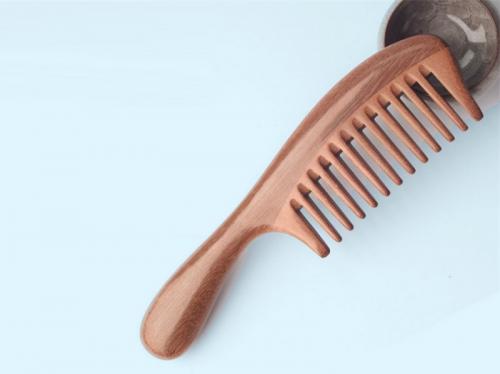 Как выбрать правильную расческу для моих волос. Как выбрать правильную расческу для длинных волос