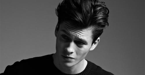 Мужские прически на бок. Кому подходят? 19 Мужские прически на бок. Кому подходят? 19