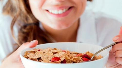 Секреты специалистов: как повысить объем волос с помощью советов врачей 01 Секреты специалистов: как повысить объем волос с помощью советов врачей 01