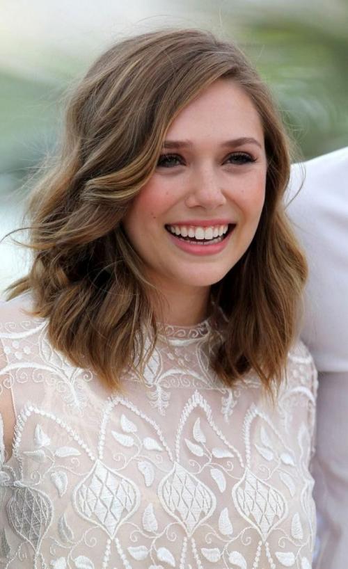 Стрижки каре удлиненное с косой челкой. Корректируем форму лица с помощью челки 06