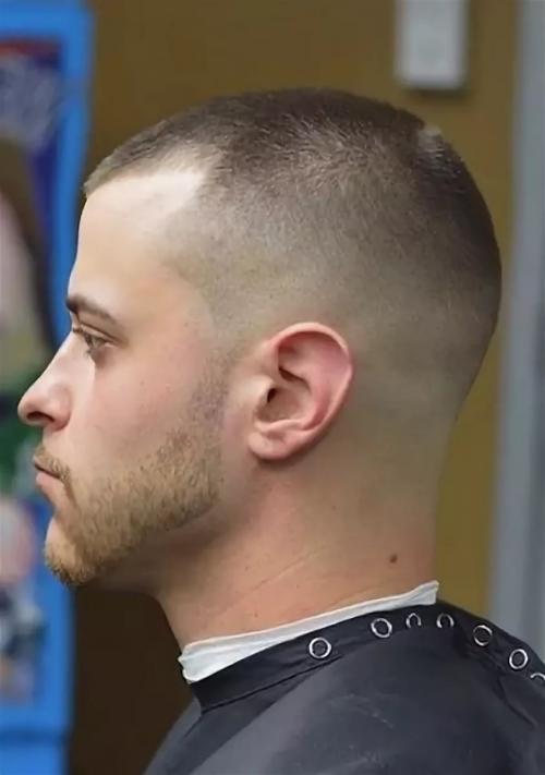 Стрижка, по бокам коротко сверху длинно. Названия мужских стрижек на короткие волосы