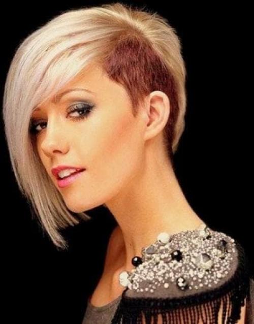 Каре с выбриванием висков женская. На короткие волосы