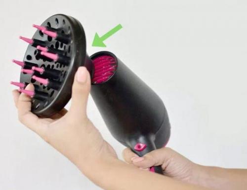 Как укладывать волосы феном с диффузором. Укладка диффузором – полезные советы для коротких, средних и длинных волос