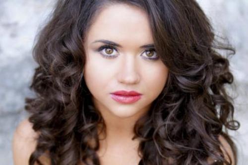 Какая короткая прическа лучше всего подходит для девушки с круглым лицом. Стрижки на короткие волосы для круглого лица: 10 модных идей