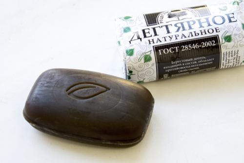 Почему дегтярное мыло стало неотъемлемой частью моего ухода за кожей 01 Почему дегтярное мыло стало неотъемлемой частью моего ухода за кожей 01