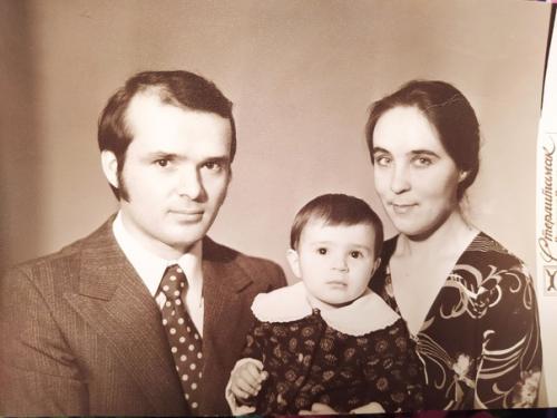 1 фото - моя мама надежда, ей 17 лет, 1970 г. 01