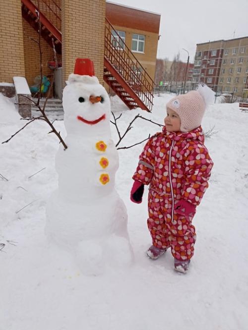 Малыши на зимней прогулке. 01 Малыши на зимней прогулке. 01