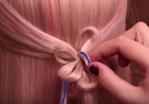 Праздничная коса с цветами? 04