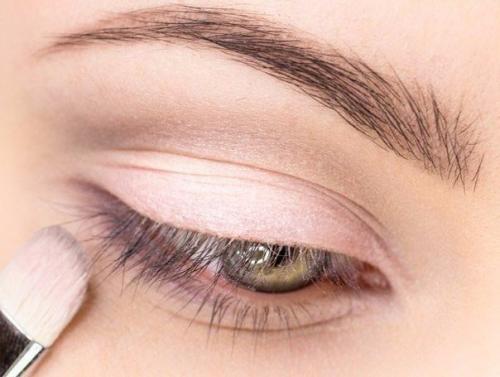 Идея модного макияжа для любого цвета глаз: 02