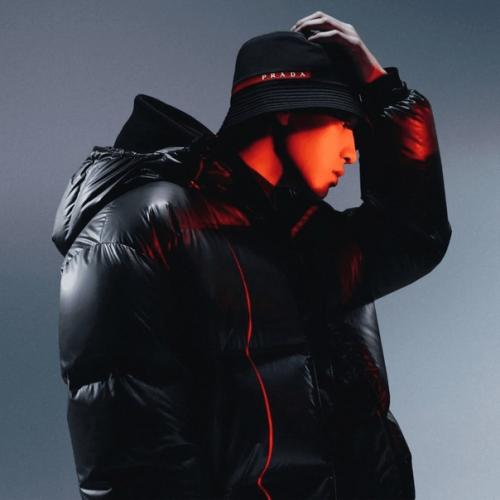 Theqoo чанёль из EXO мировой моделью люксового бренда Prada выбран. 01 Theqoo чанёль из EXO мировой моделью люксового бренда Prada выбран. 01